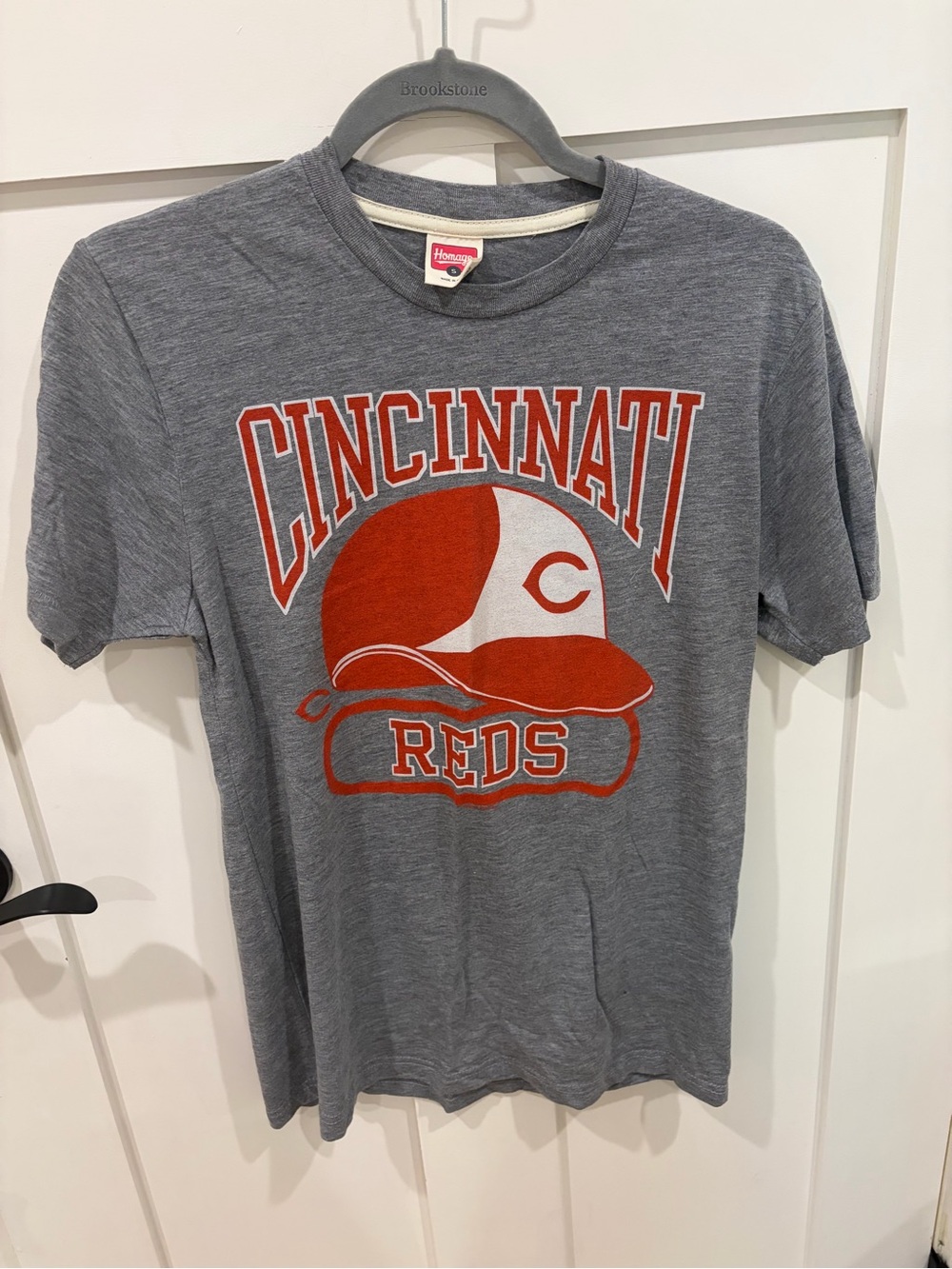 Cincinnati Reds t shirt homage brand size S